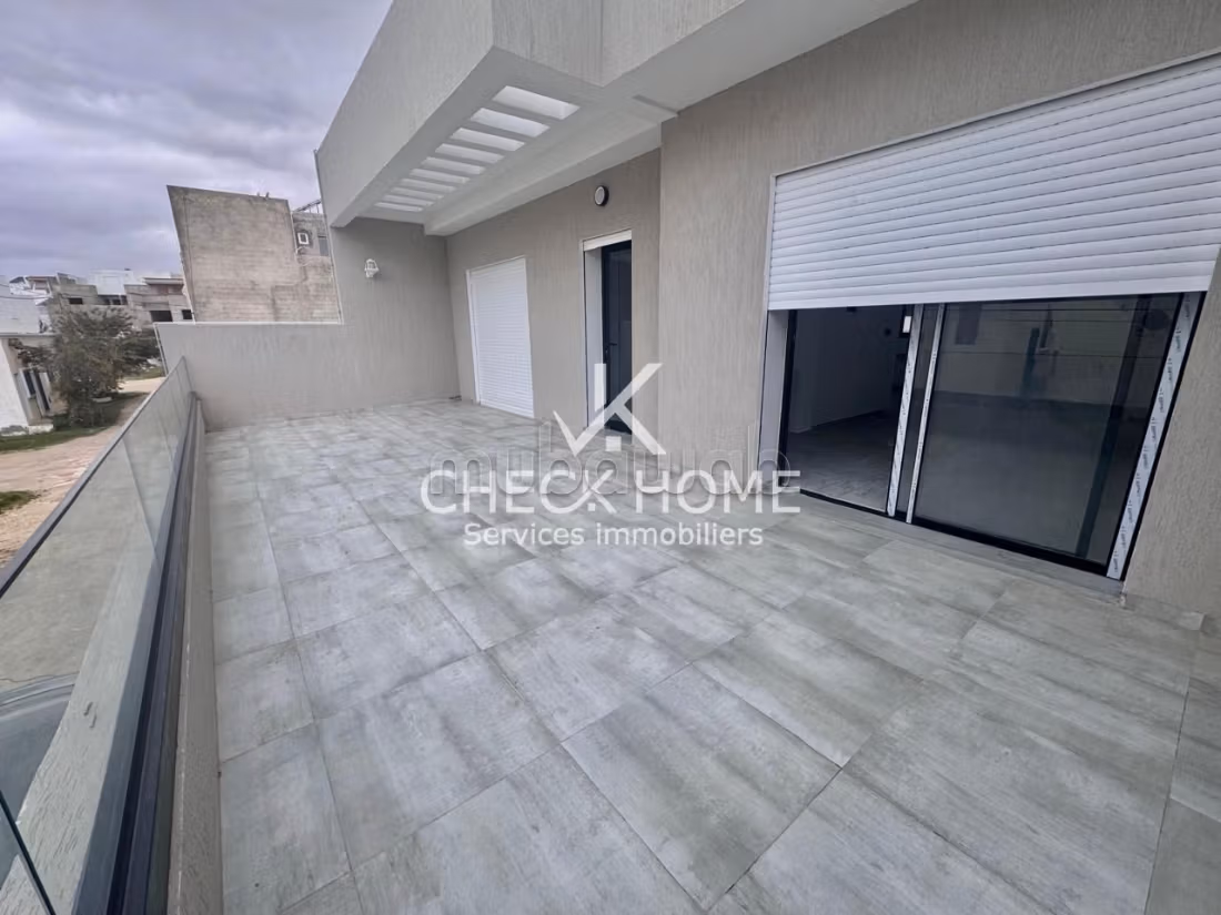 A vendre Villa S3 neuve à béni khiar plage vue sur mer