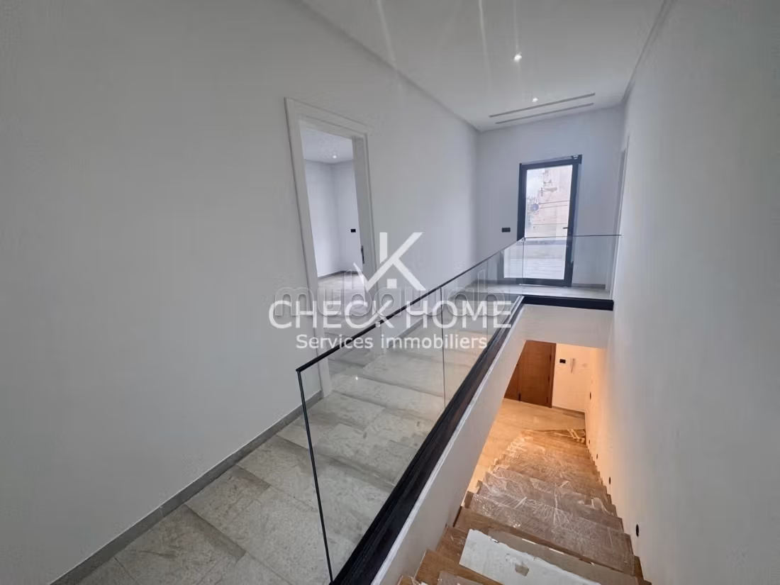 A vendre Villa S3 neuve à béni khiar plage vue sur mer