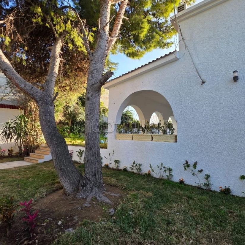 Vente villa en plein pied a la soukra