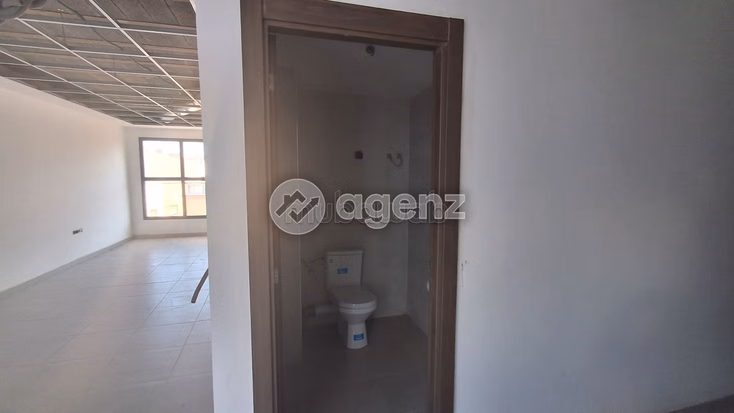 Oficina en alquiler 49 m² Zona Industrial Casablanca