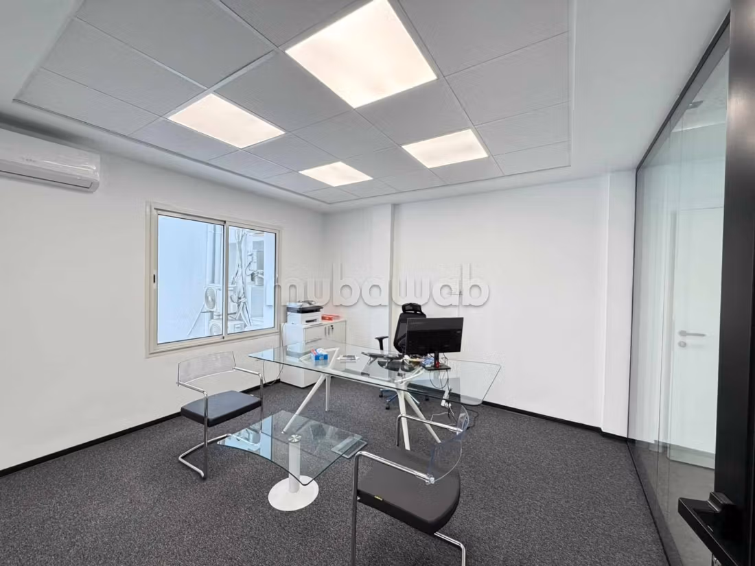 A louer plateau neuf moderne Sup 150 m² au lac 1