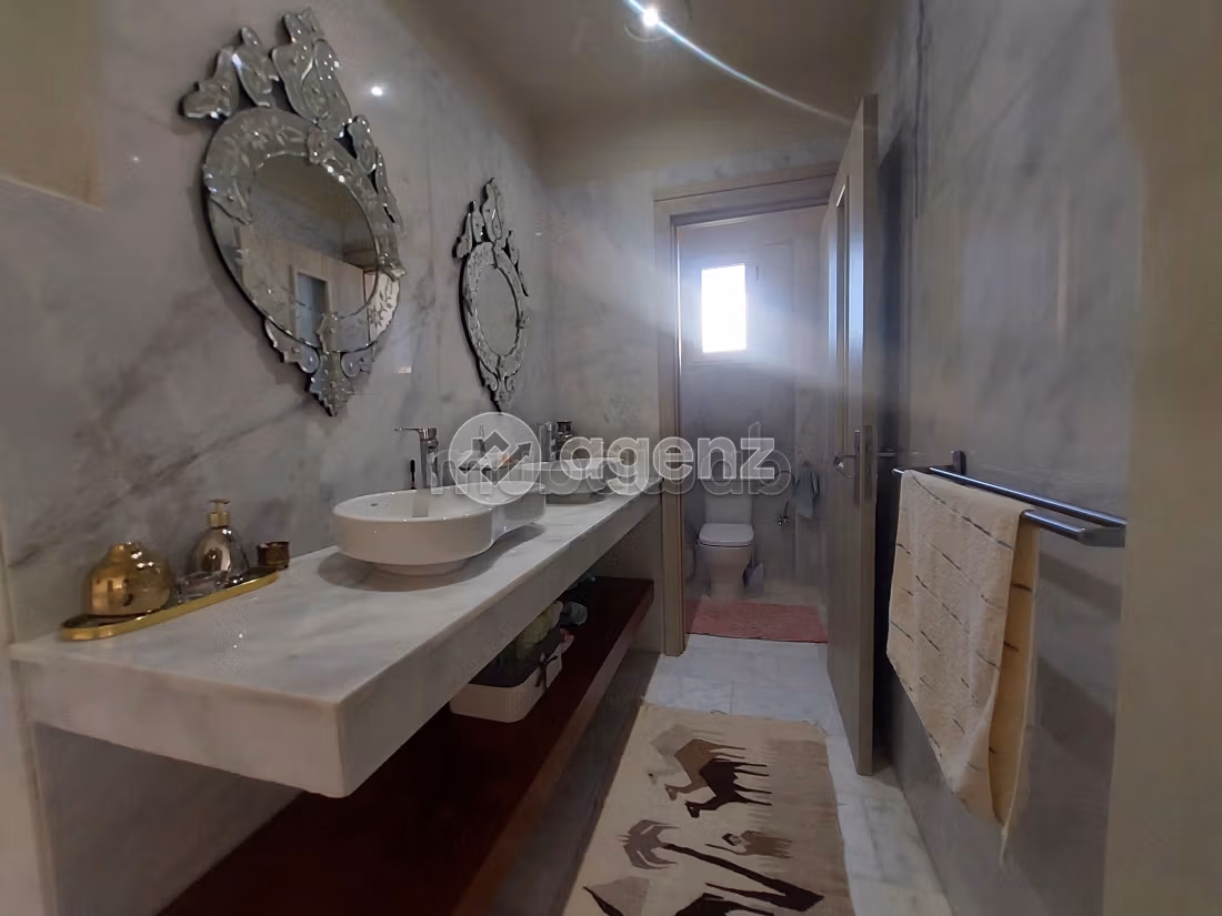 Villa à vendre 390 m², 5 chambres Tamaris Dar Bouazza