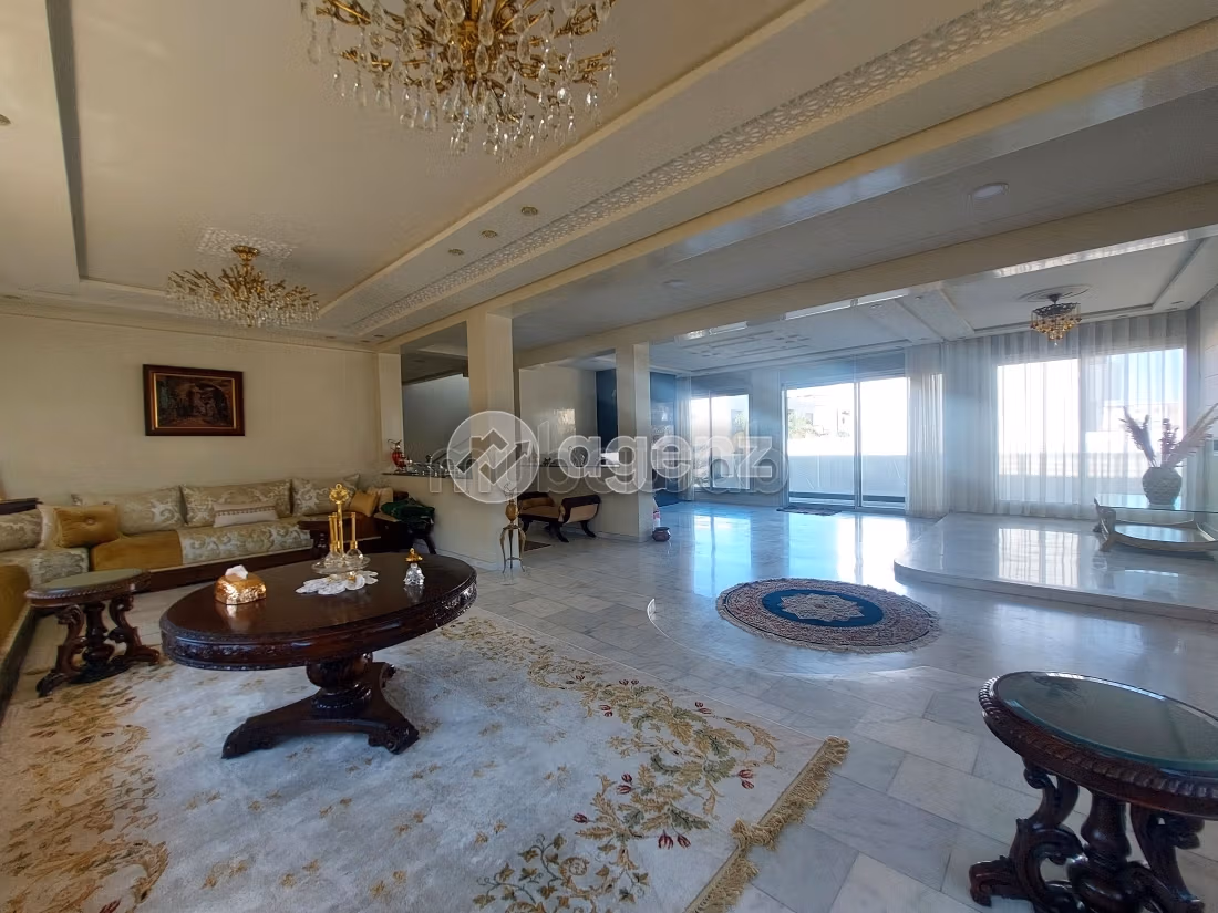 Villa à vendre 390 m², 5 chambres Tamaris Dar Bouazza