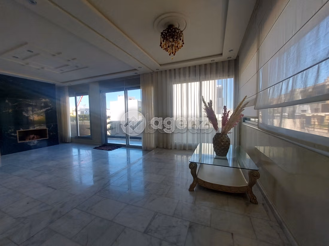 Villa à vendre 390 m², 5 chambres Tamaris Dar Bouazza