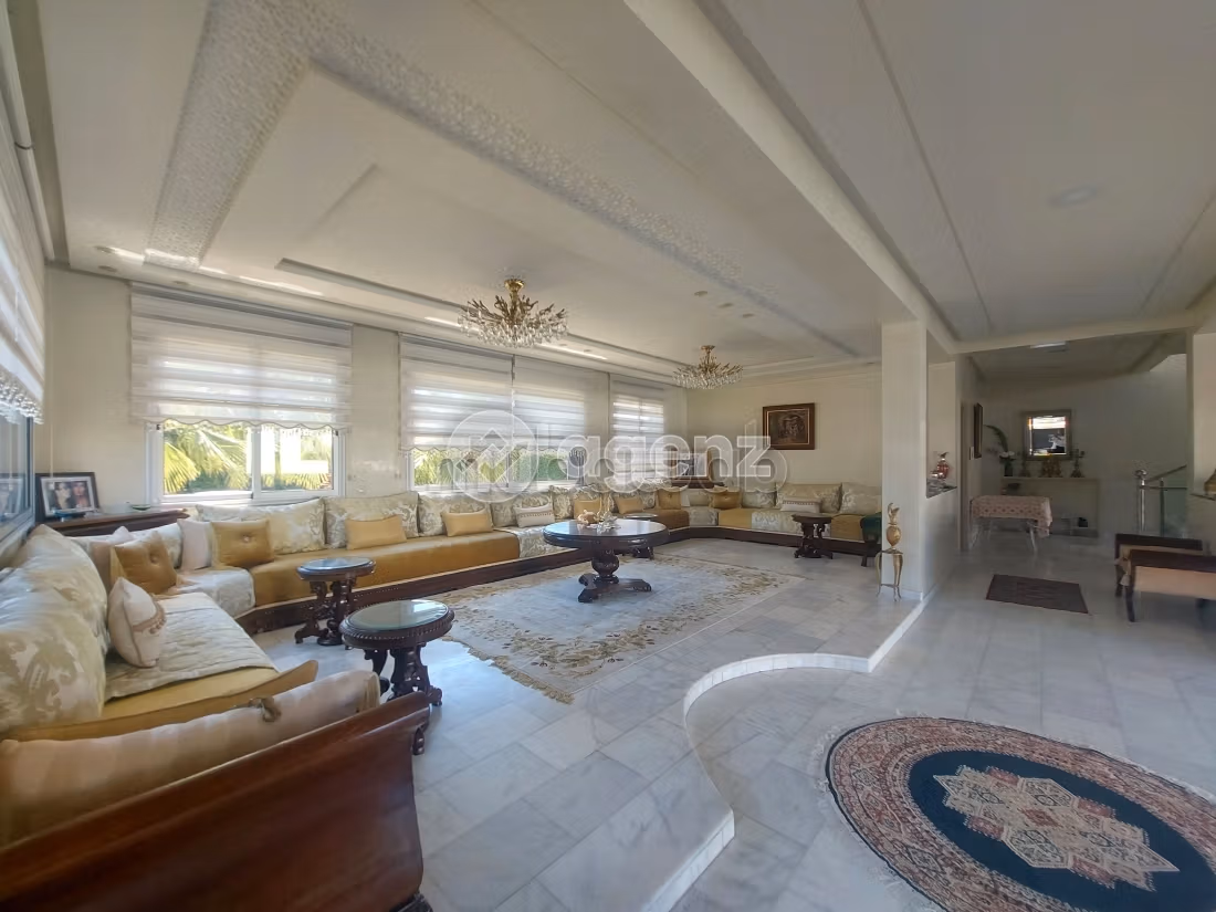 Villa à vendre 390 m², 5 chambres Tamaris Dar Bouazza
