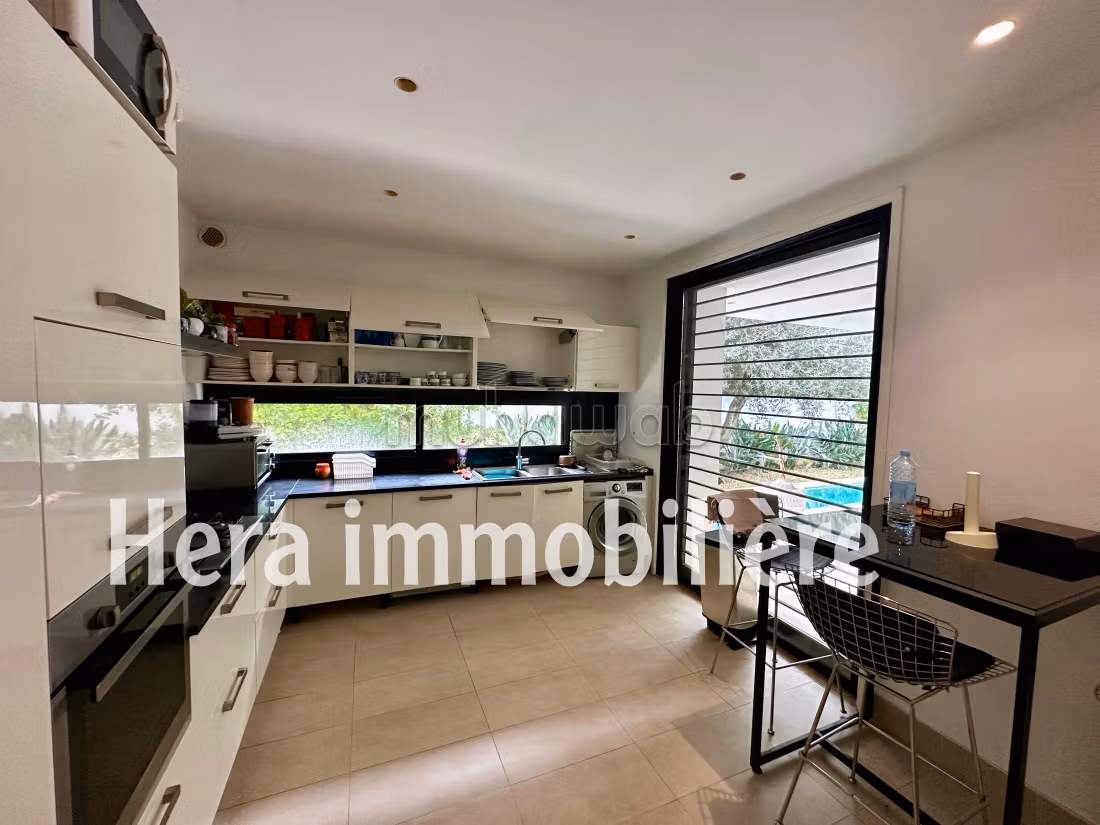 In affitto villa moderna S5 a Gammarth