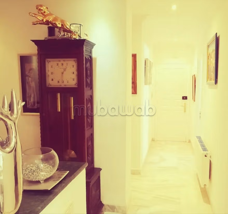 Location d'un appartement à La Marsa. 2 chambres. Sécurisé 24/24