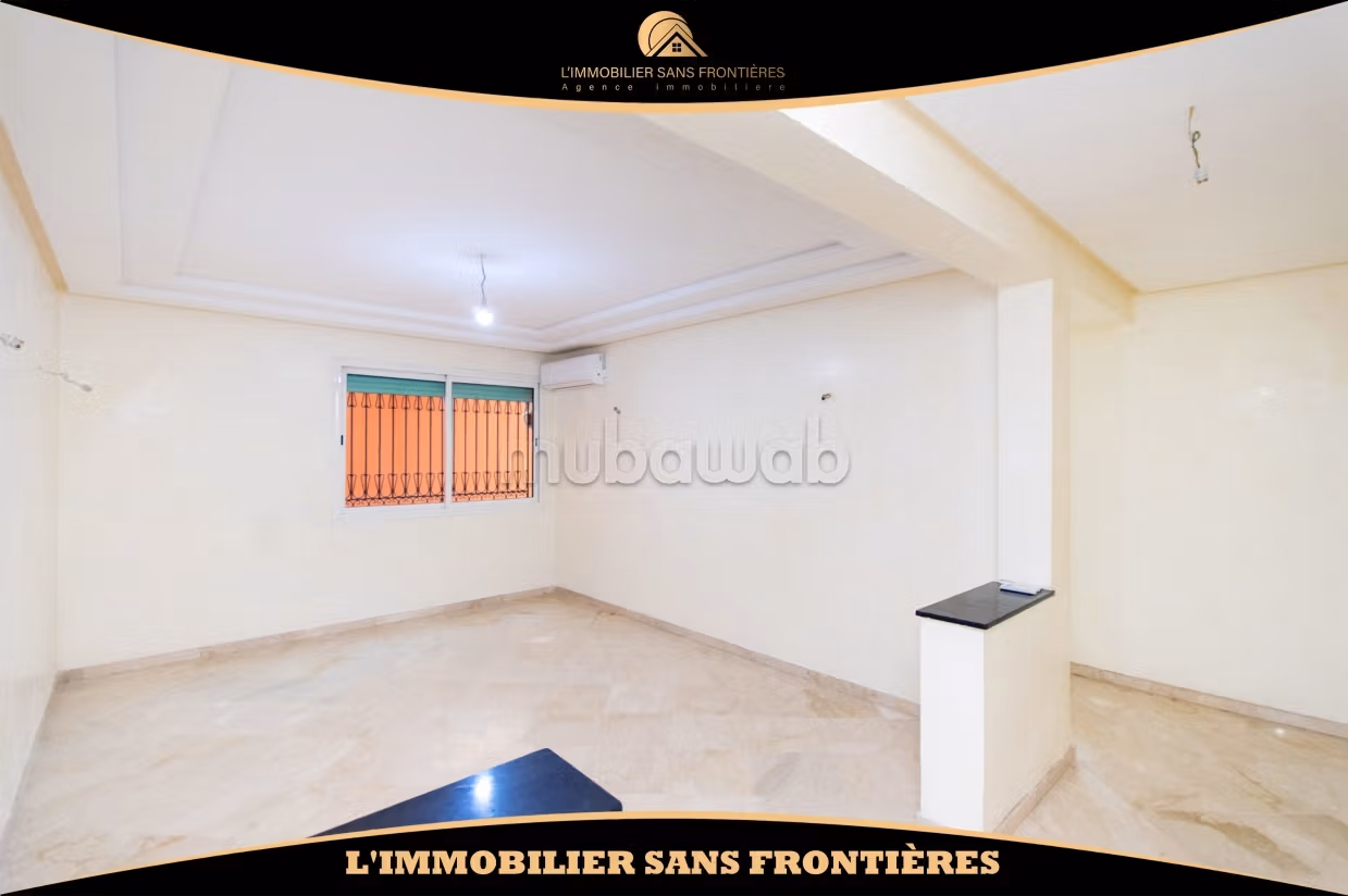 Appartement vide à vendre à Victor Hugo, Guéliz, Marrakech – 94 m² – Terrasse de 40 m²