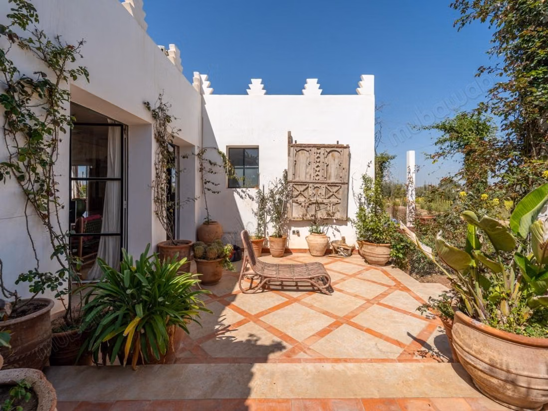 Magnifique villa à vendre à Marrakech. 2 chambres agréables. Meublé