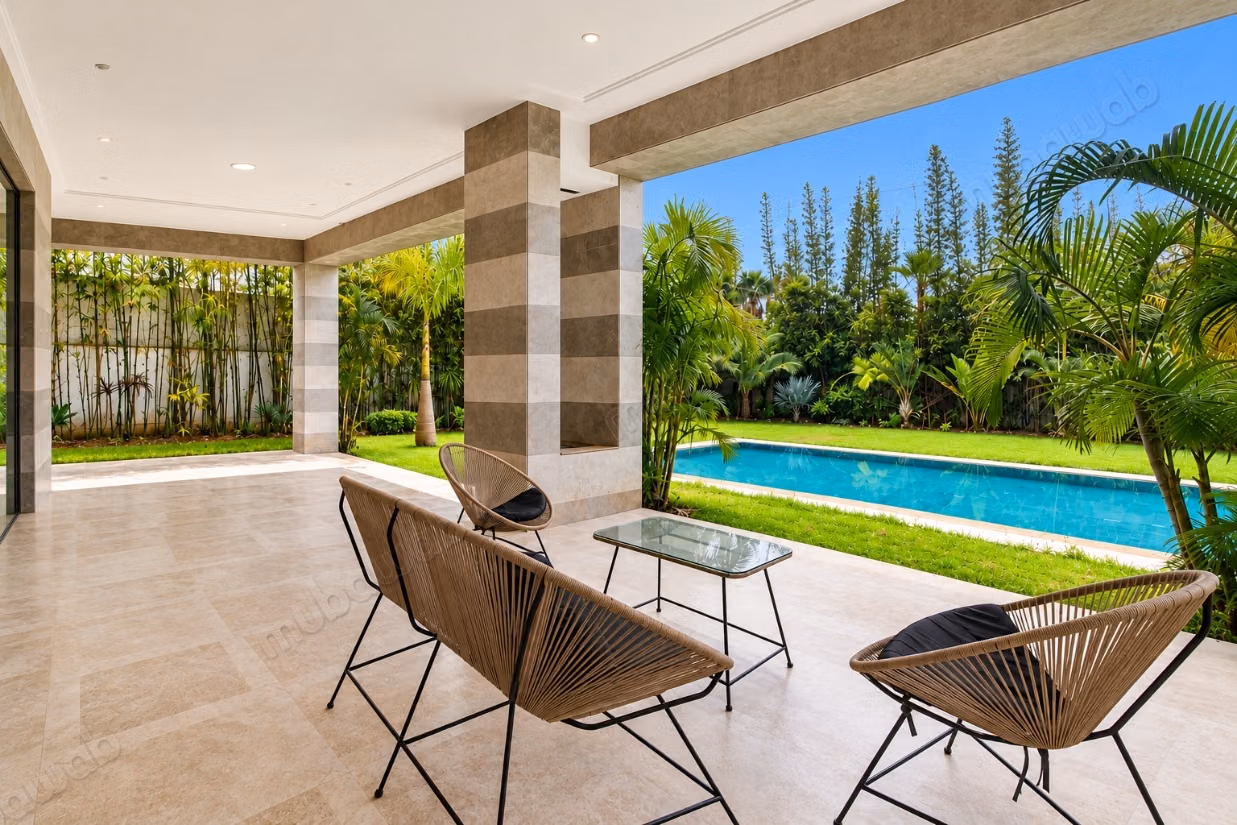 Villa a Souissi nel quartiere dei pini in vendita