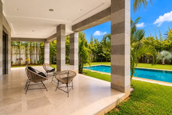 Villa a Souissi nel quartiere dei pini in vendita