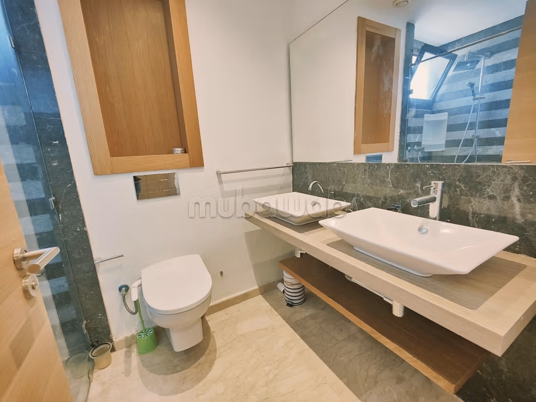 Appartement à vendre à Dar Bouazza. Surface totale 187 m²