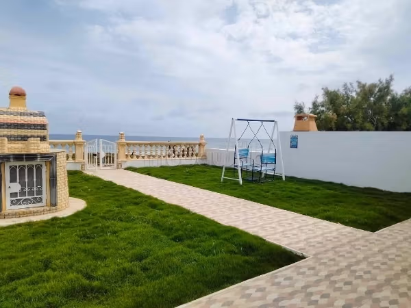 Villa S4 pieds dans l'eau kelibia
