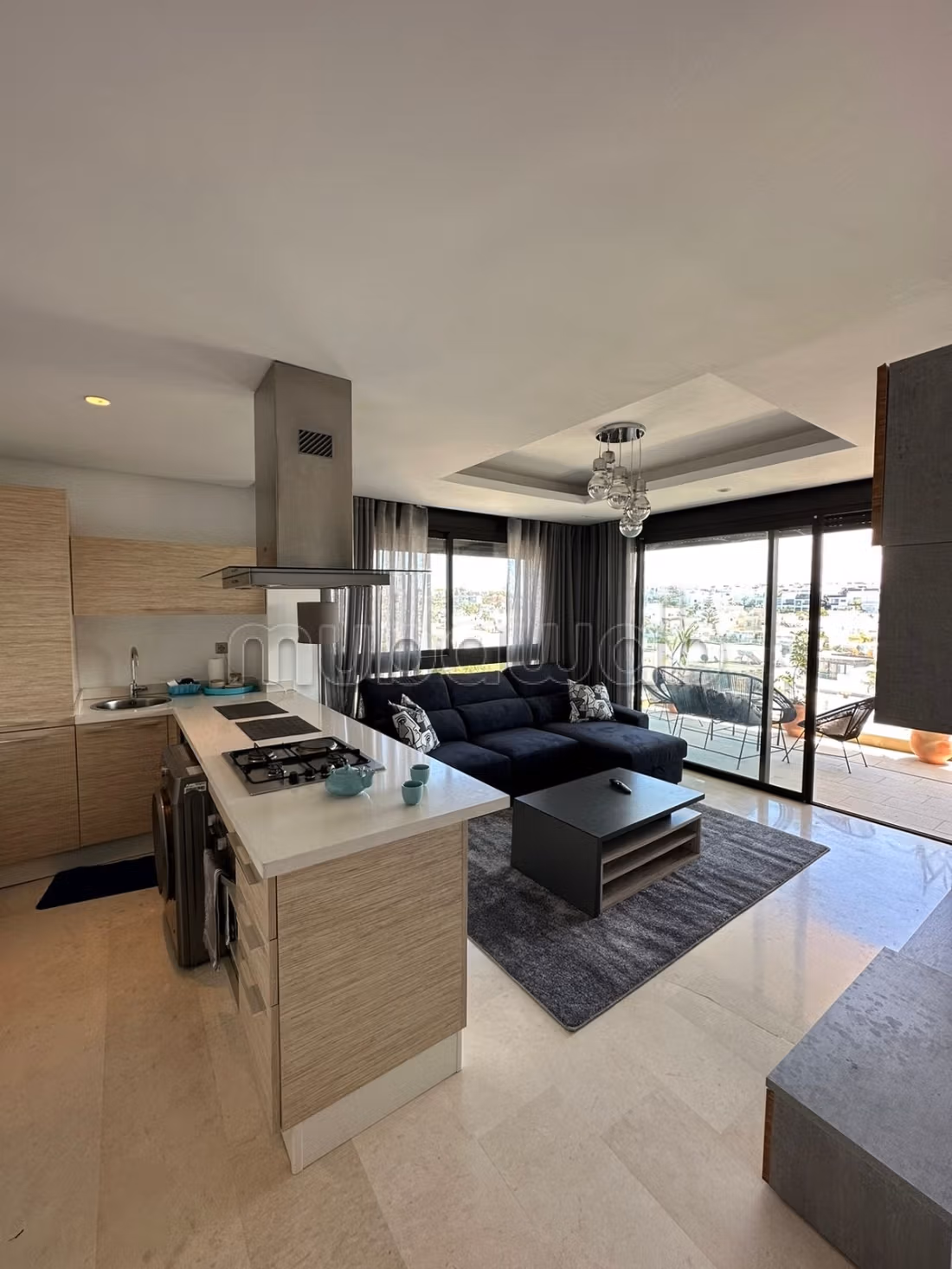 Bel appartement en location à Ain Diab. 1 chambre — 2
