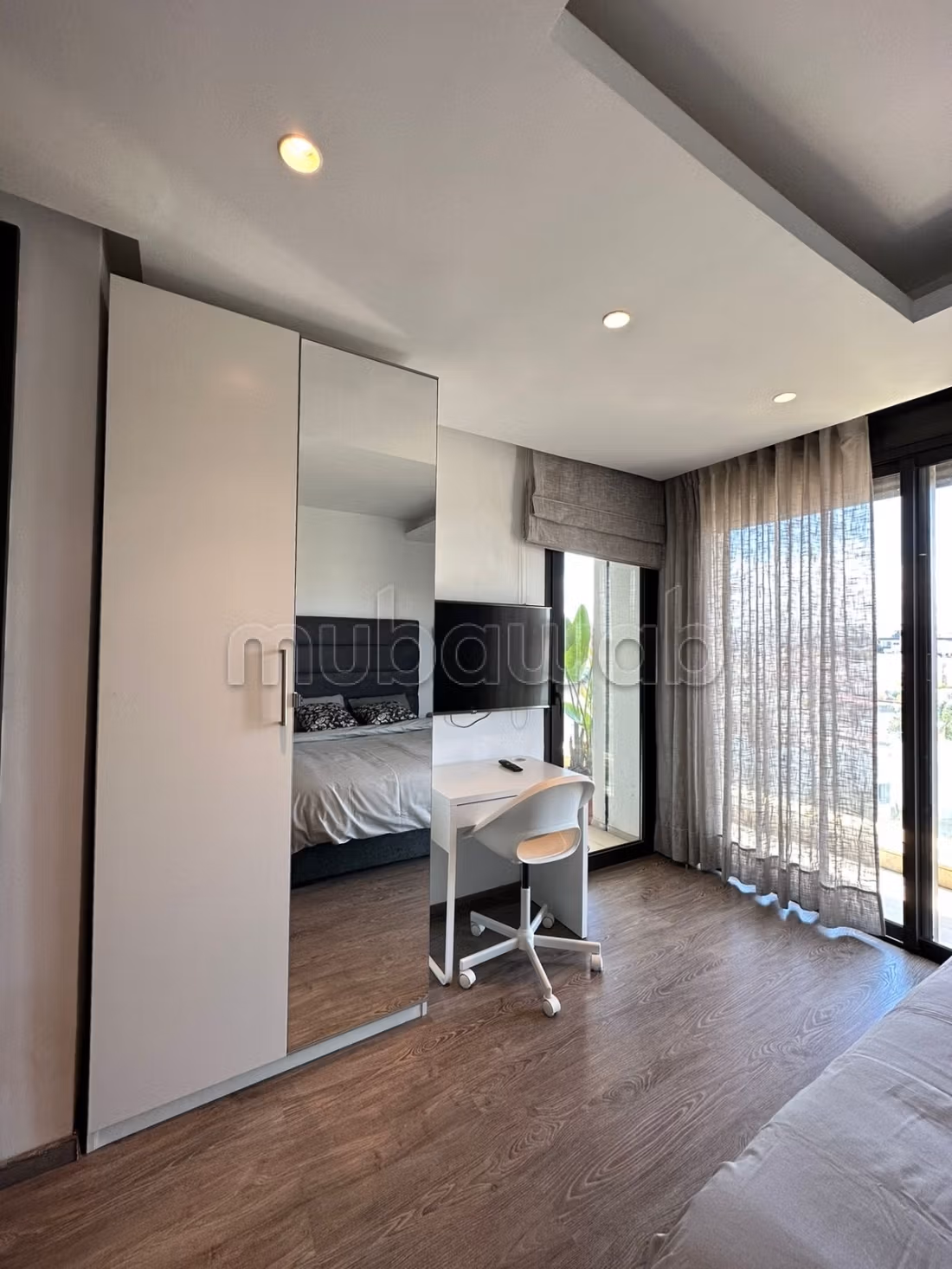 Bel appartement en location à Ain Diab. 1 chambre — 3