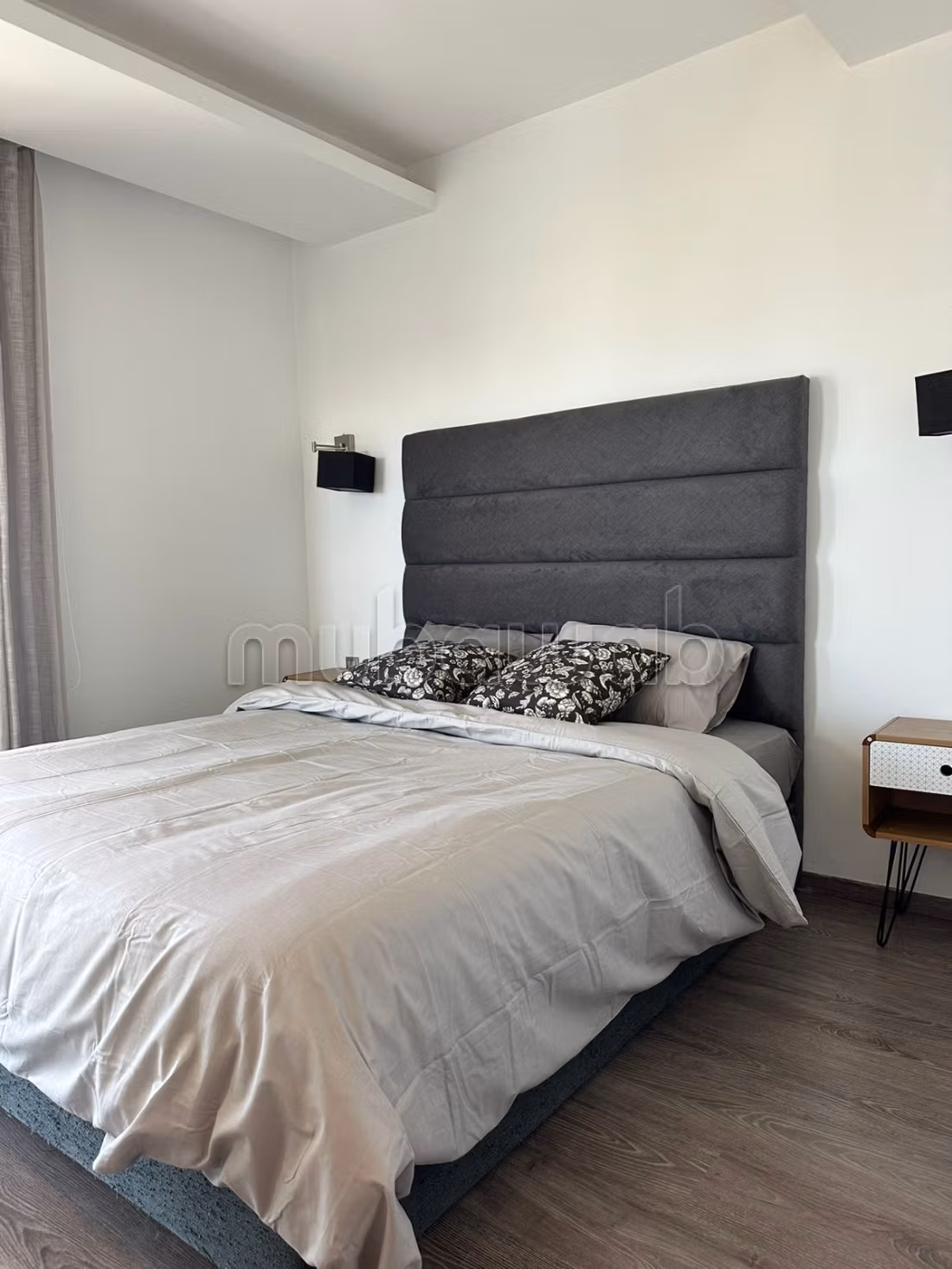 Bel appartement en location à Ain Diab. 1 chambre — 5