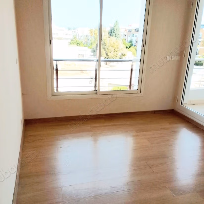 Apartamento de Standing con Vista Despejada sobre Agdal