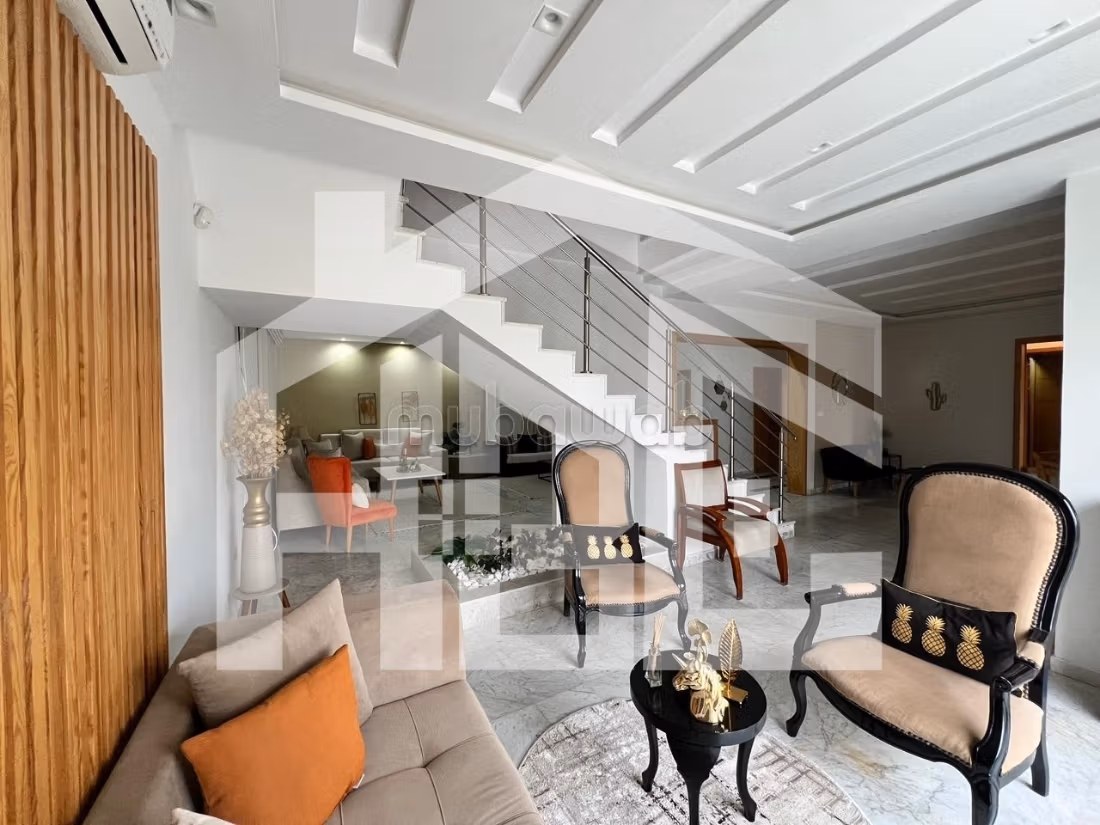 A vendre villa de 504 m² à Cité Ghazella
