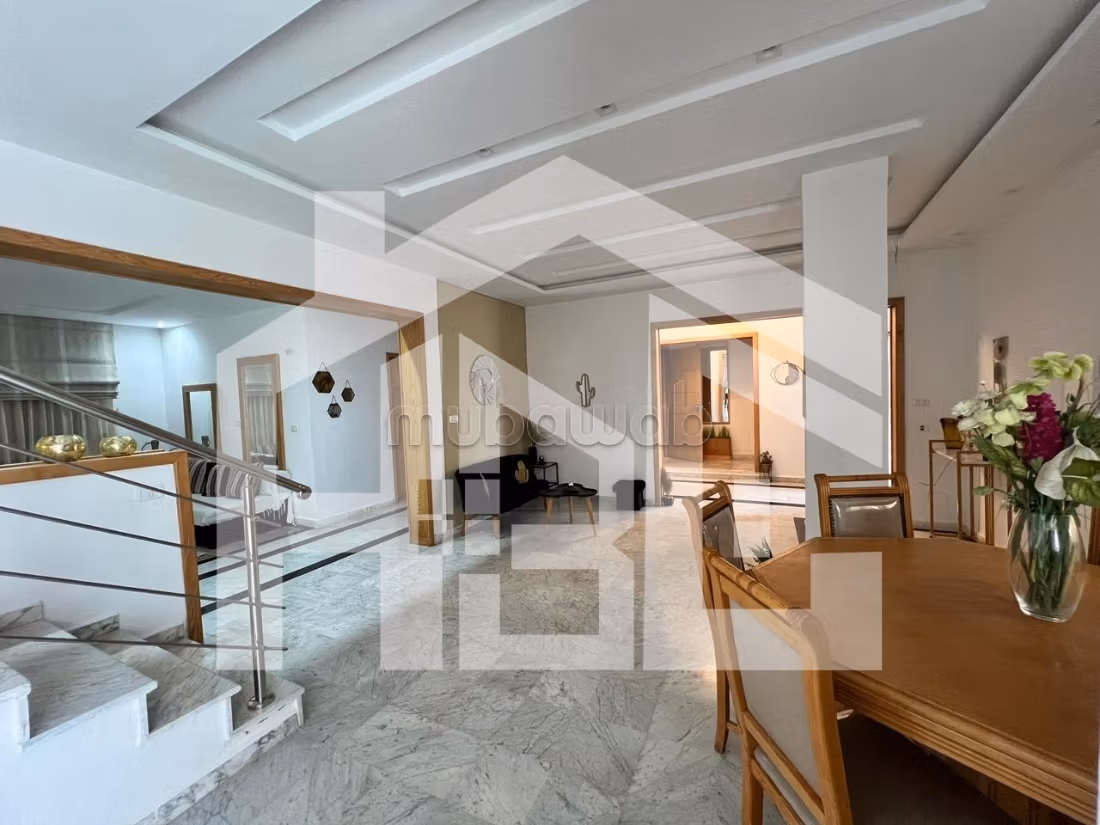A vendre villa de 504 m² à Cité Ghazella