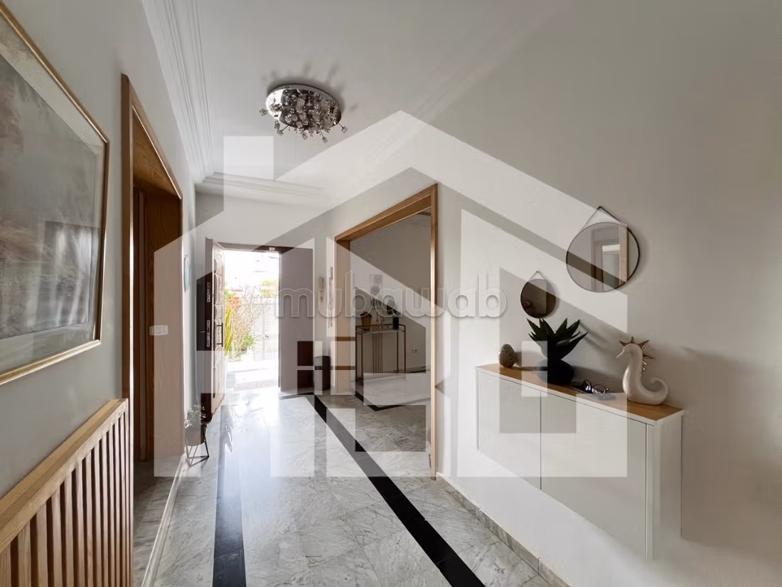 A vendre villa de 504 m² à Cité Ghazella