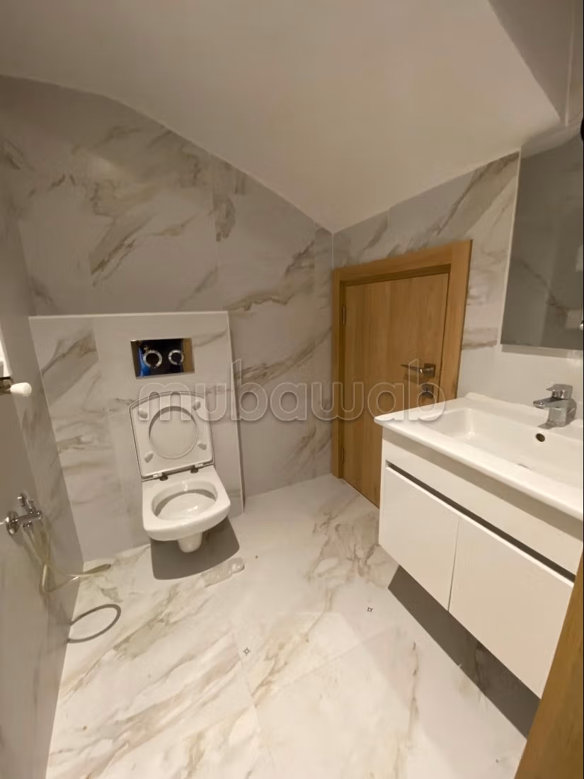 For rent new duplex next to Carrefour La Marsa