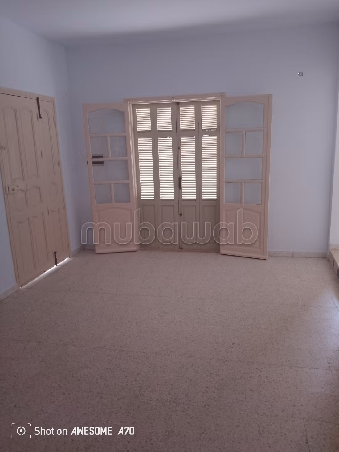 Trouvez votre maison à acheter à Merkez Kaaniche.
Superficie 178 m²