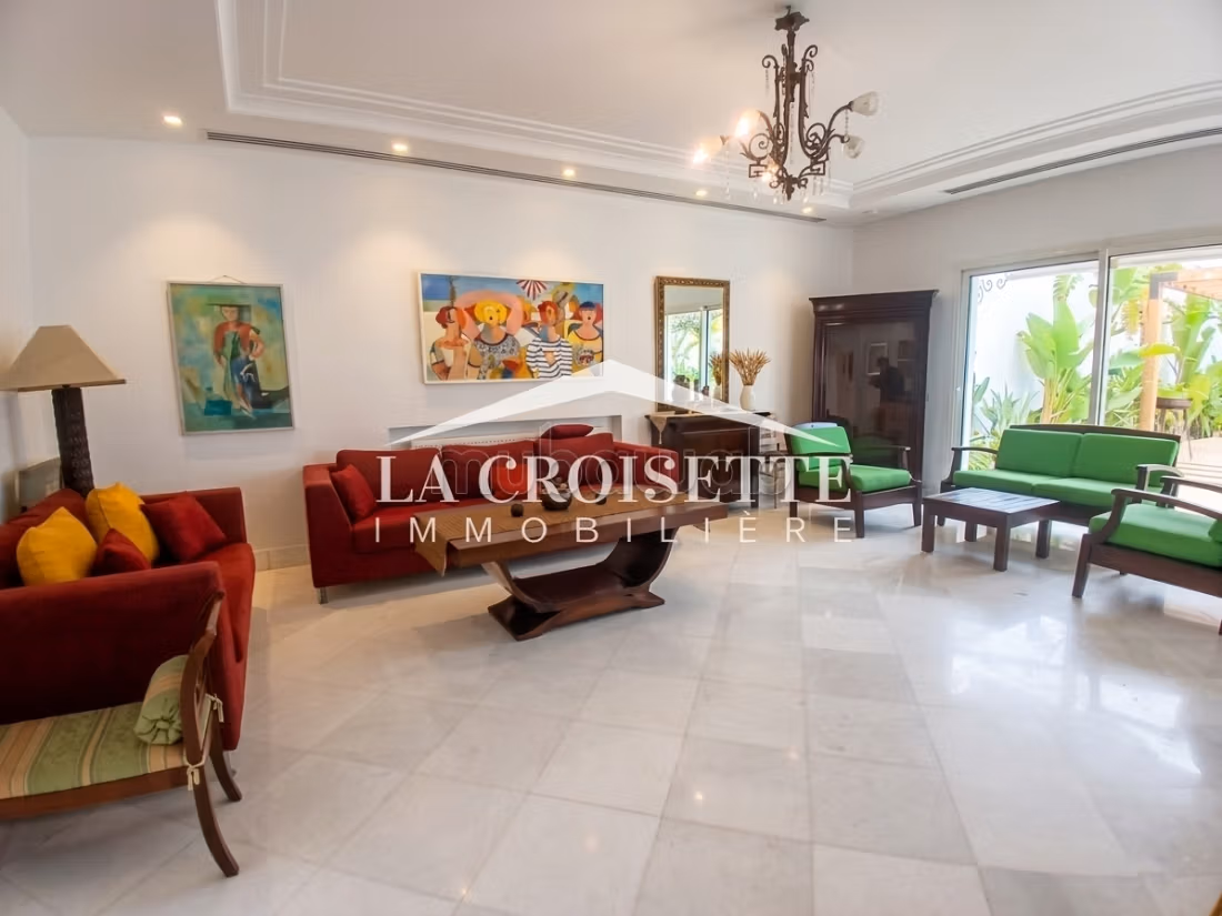 Villa arredata S3 con piscina a Gammarth