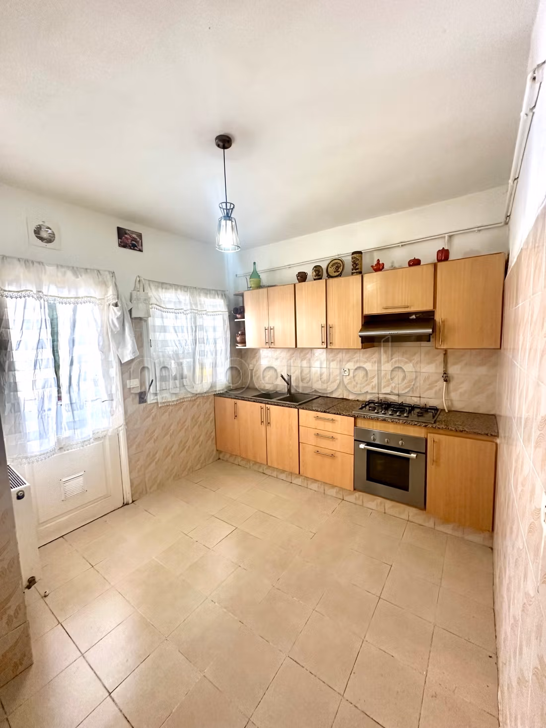 Appartamento S3 spazioso 126 a Borj Louzir