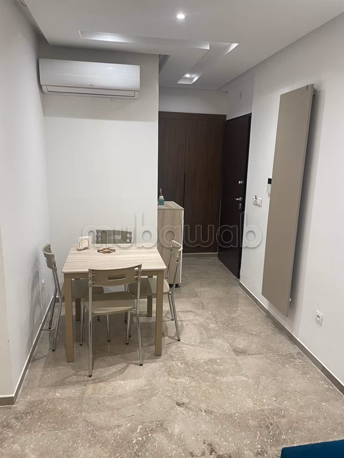 A Louer appartement s1 meublé à la Soukra