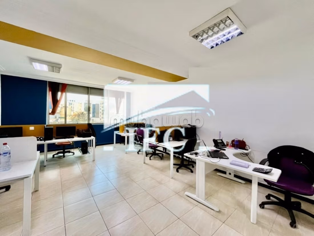 Office in 5 spaces 336m² Montplaisir IFCM236