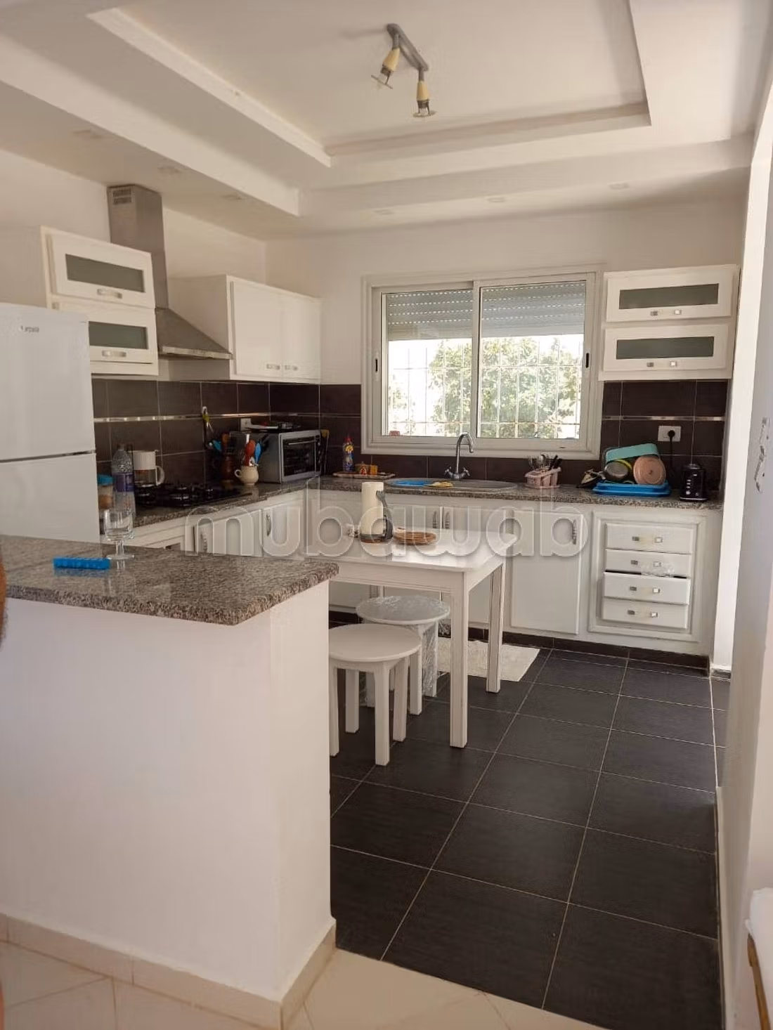 Villa pieds dans l'eau à plage ezzahra