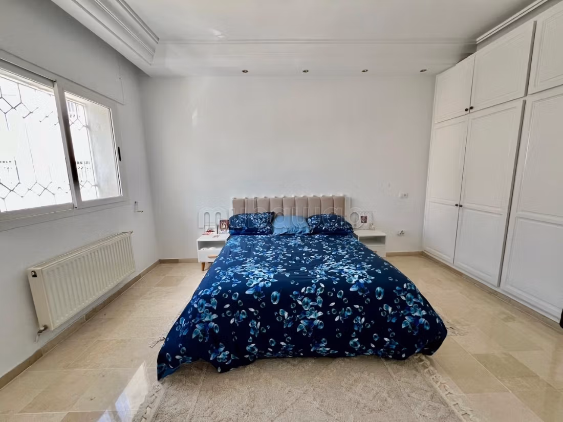 Triplex S5 arredato, Marsa les Pins