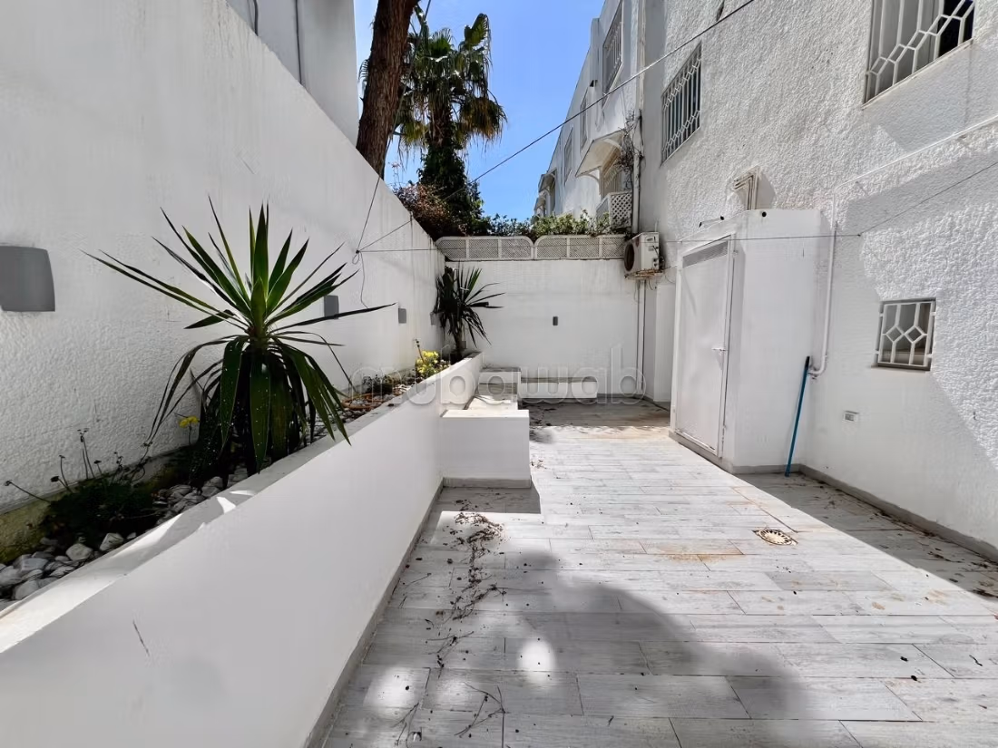 Triplex S5 arredato, Marsa les Pins