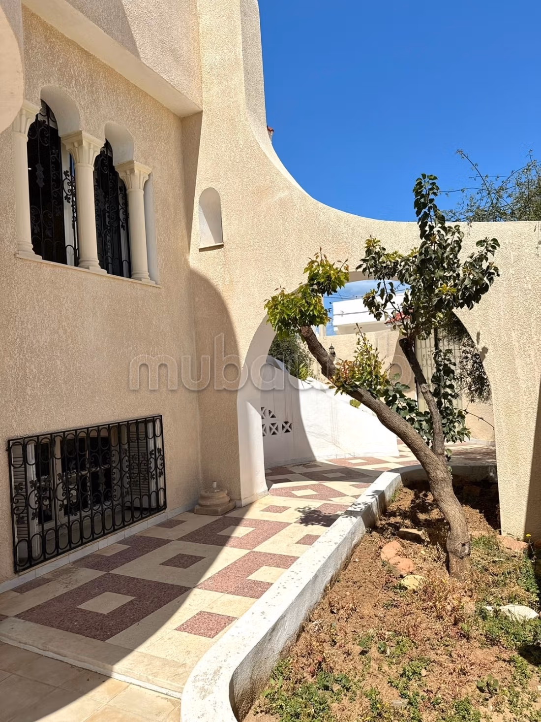 For sale villa with master suite
