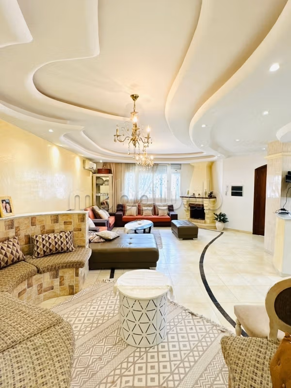 For sale villa with master suite