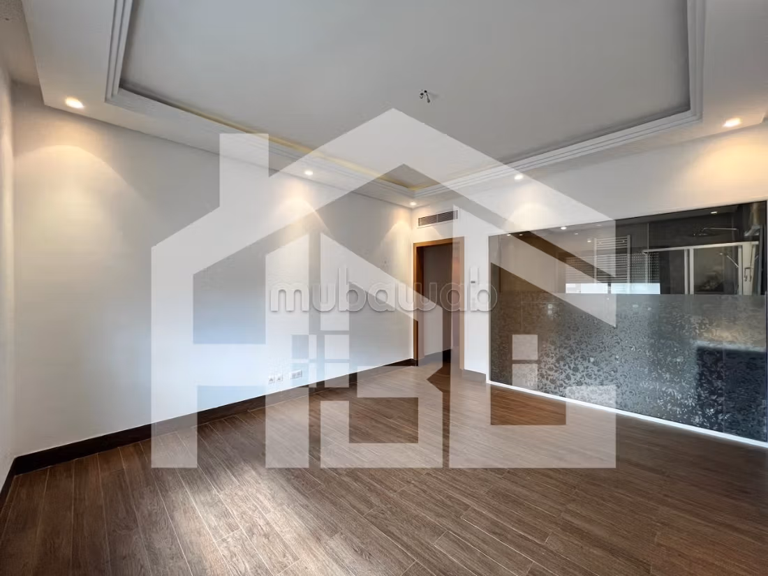 A louer S3 de 250 m² aux Jardins de Carthage
