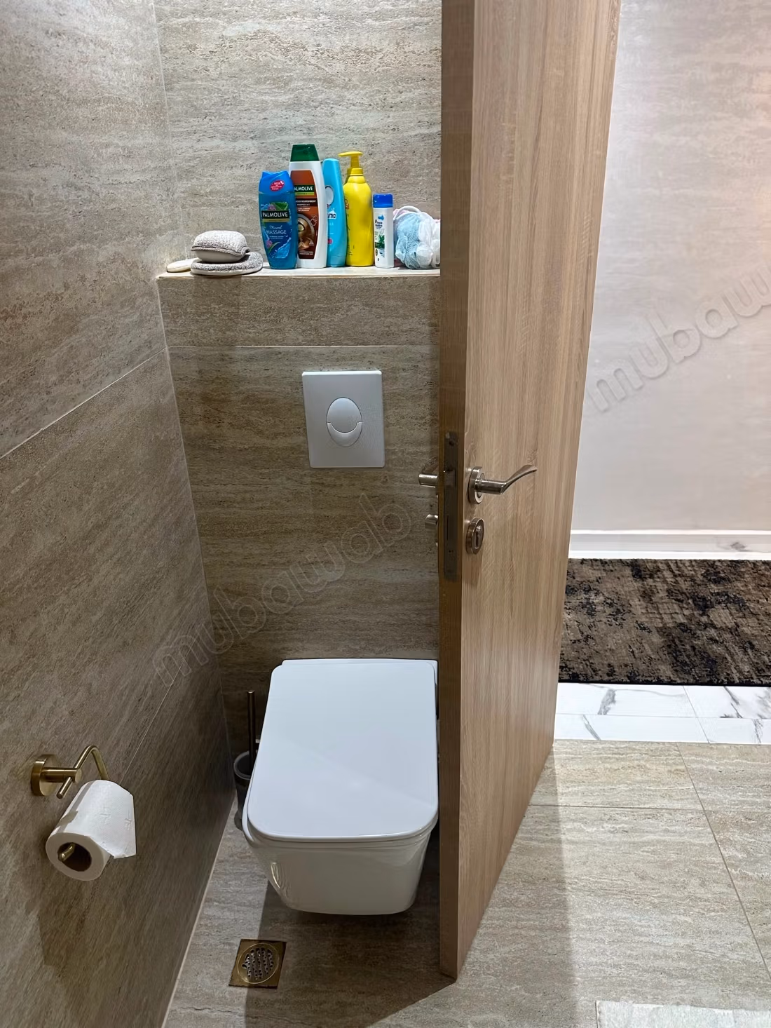Louez cet appartement à Hay Hassani. Surface de 96 m². Concierge et climatisation