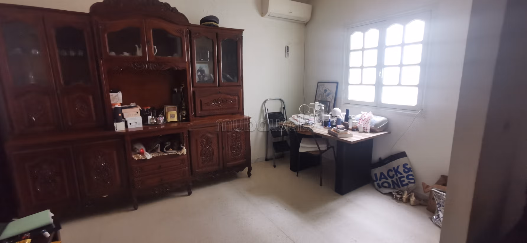 Casa a due piani in vendita