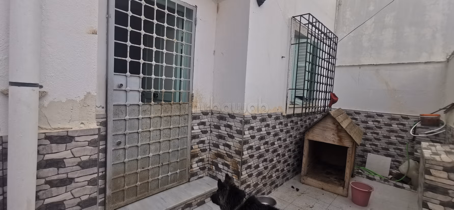 Casa a due piani in vendita