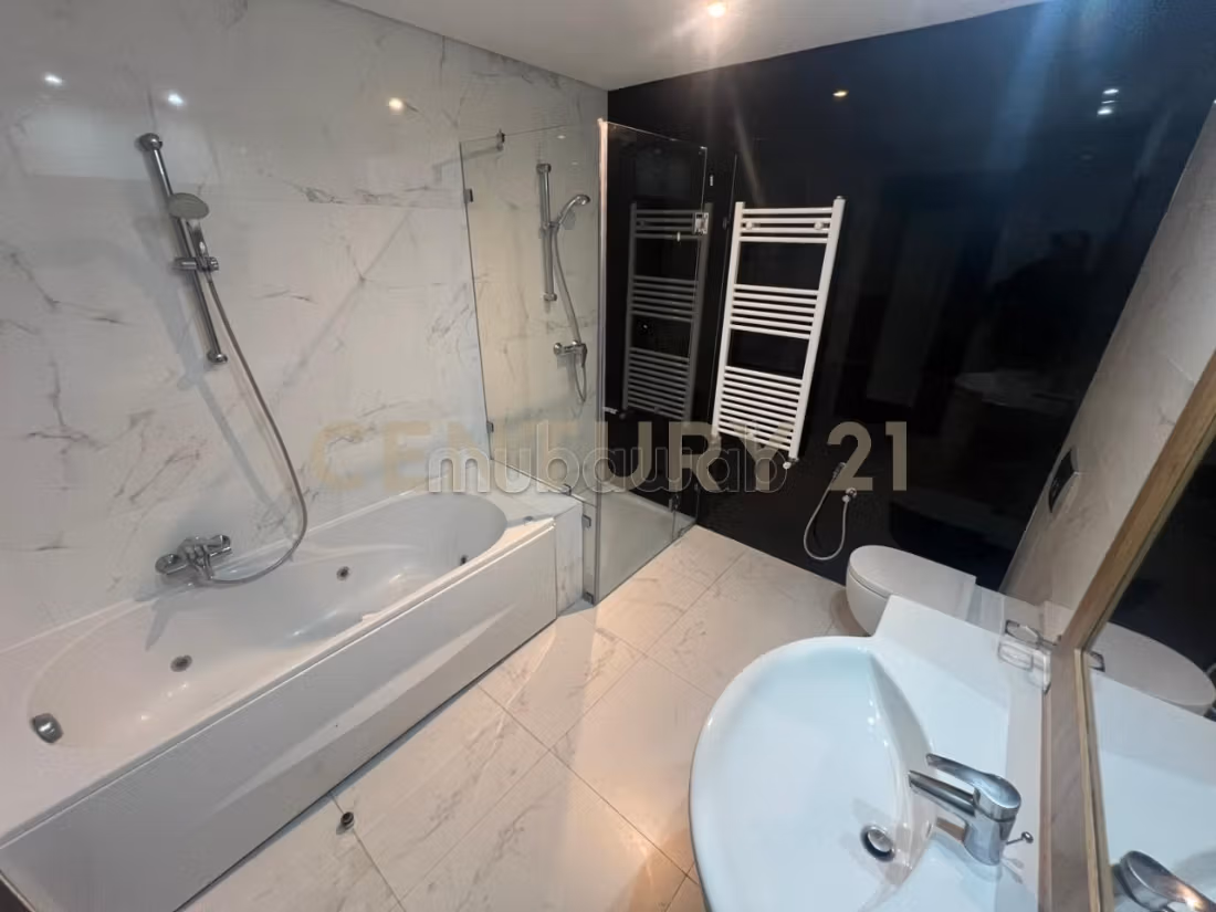 An S3 Apartment Les Berges du Lac 1 For Rent