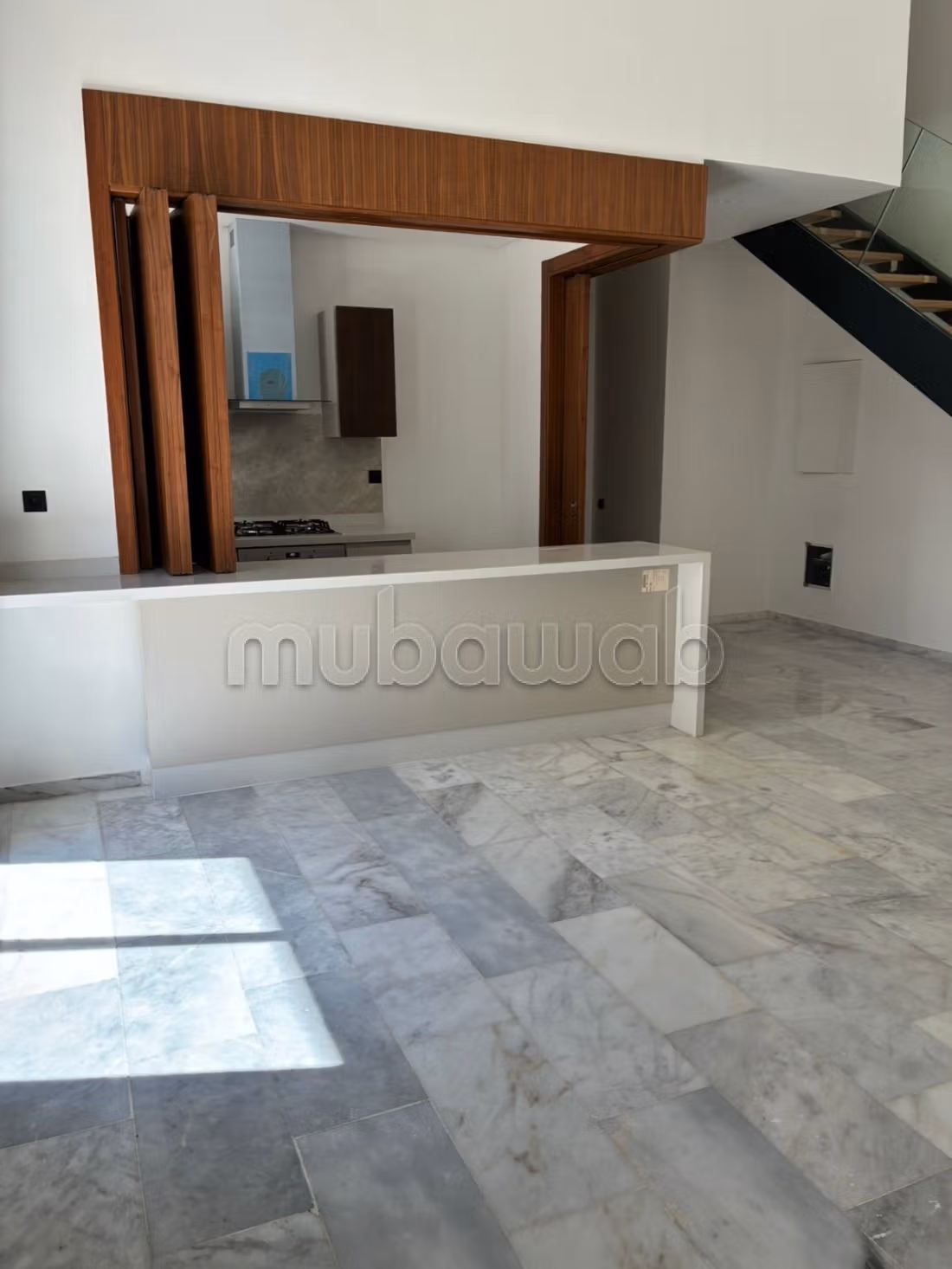 À louer – Duplex vide – Quartier CFC — 4