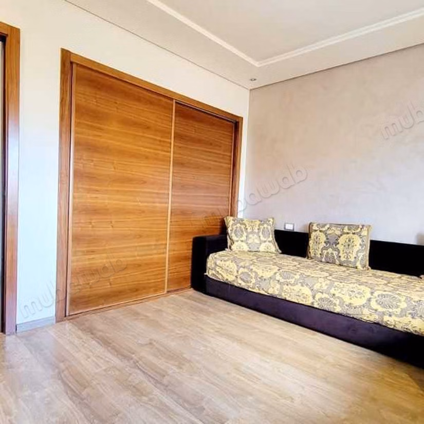 Appartement te Huur van 154.0 m² in Casablanca, Californië
