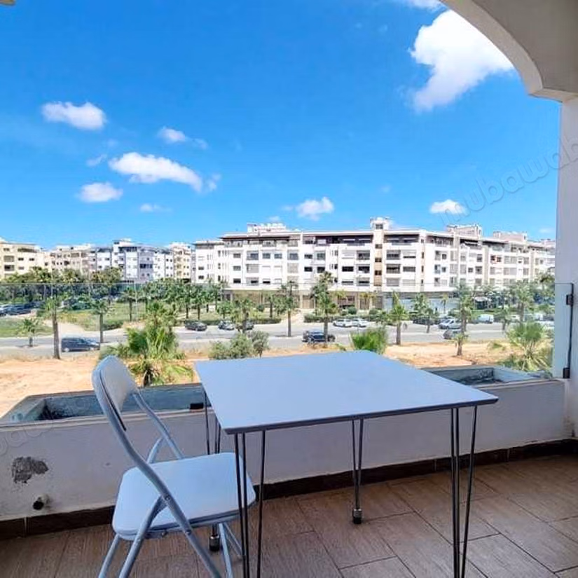Appartement te Huur van 154.0 m² in Casablanca, Californië