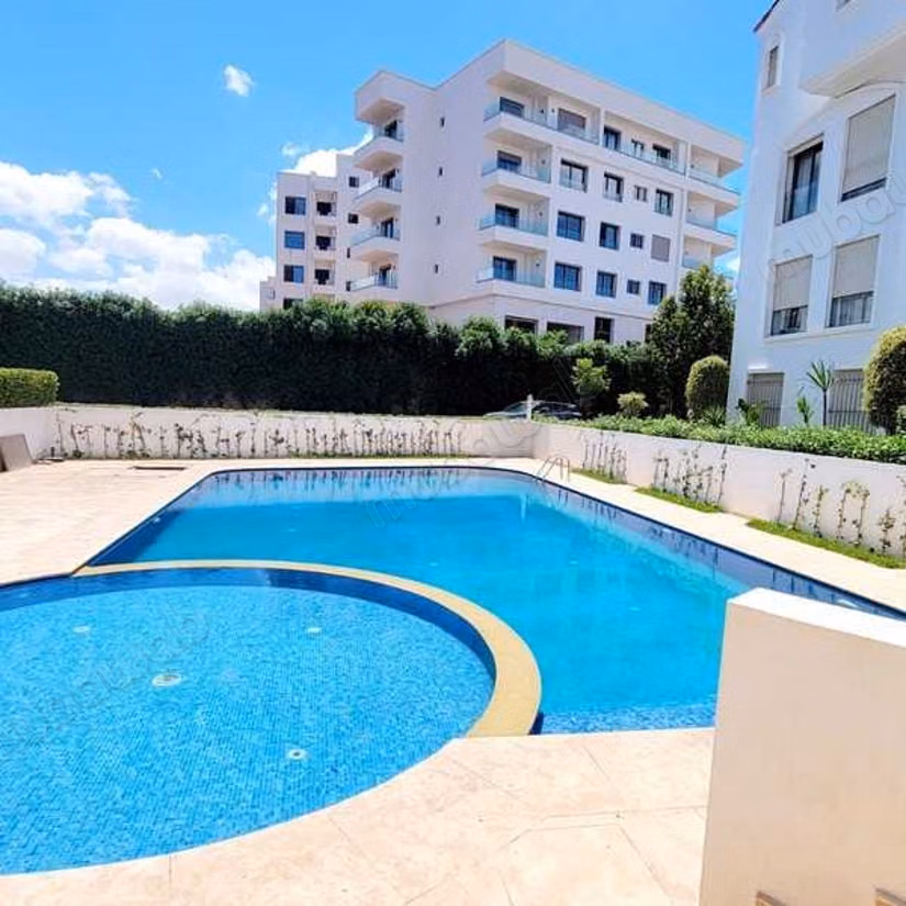 Appartement te Huur van 154.0 m² in Casablanca, Californië