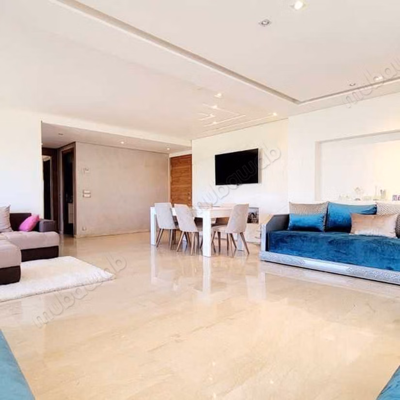 Appartement te Huur van 154.0 m² in Casablanca, Californië