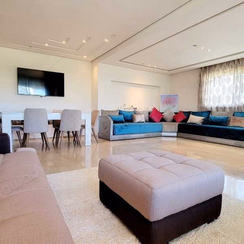 Appartement te Huur van 154.0 m² in Casablanca, Californië