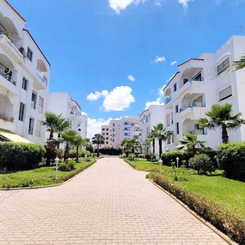 Appartement te Huur van 154.0 m² in Casablanca, Californië