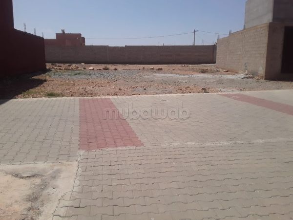 Terrain titré de 325 m²