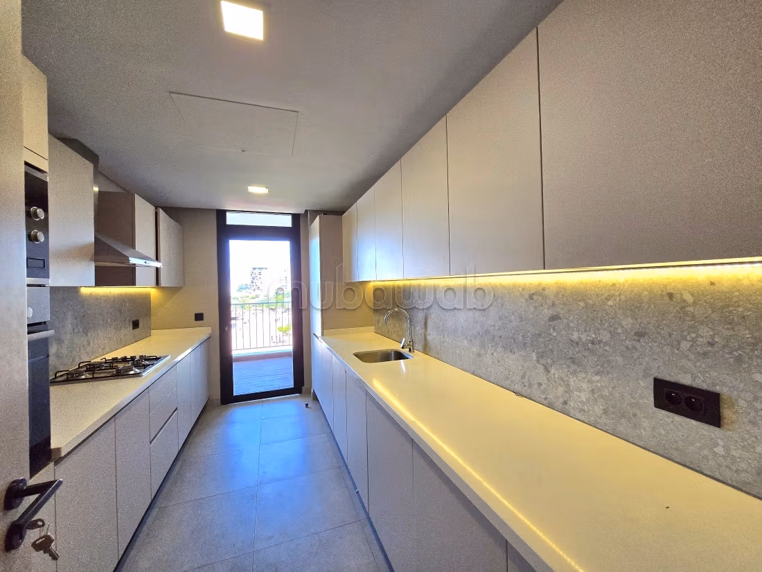Affitto di uno splendido appartamento a Casablanca Finance City. 2 camere. Sistema di sicurezza e antenna parabolica