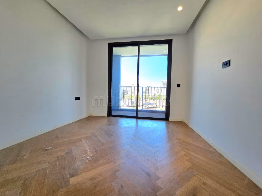 Affitto di uno splendido appartamento a Casablanca Finance City. 2 camere. Sistema di sicurezza e antenna parabolica